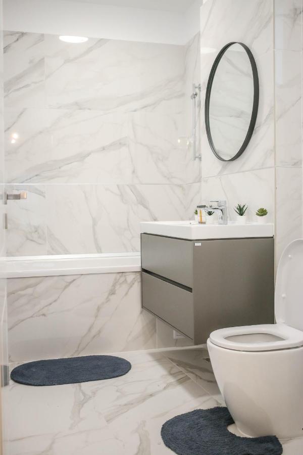 بوخارست The Next Door Apartaments المظهر الخارجي الصورة